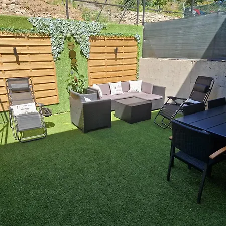 Vut Sierra Pambley *