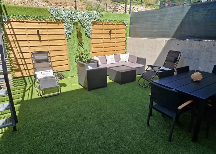 Vut Sierra Pambley *