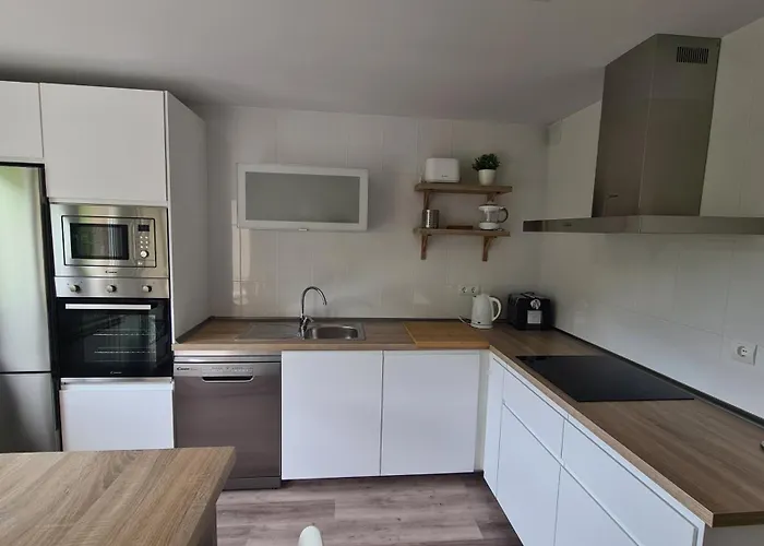 Vut Sierra Pambley *